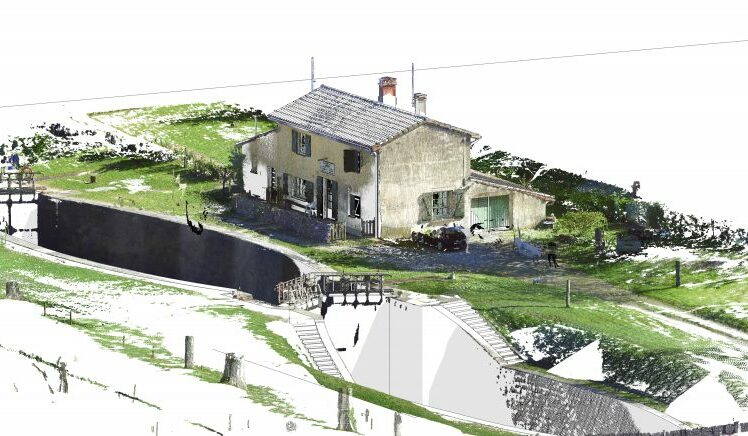 Vue extérieure de la maison éclusière à Laval faisant l'objet d'un diagnostic par AIM Projets.
