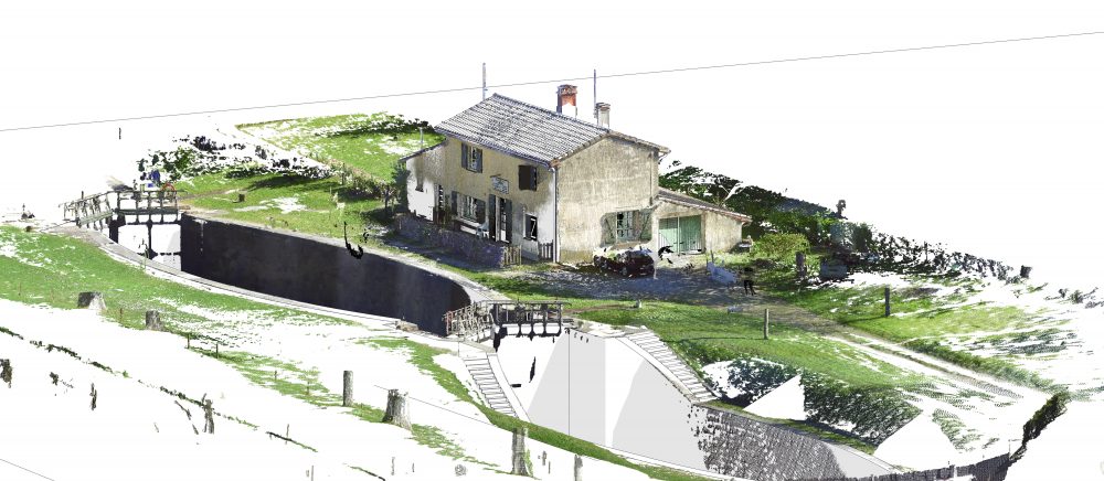 Vue extérieure de la maison éclusière à Laval faisant l'objet d'un diagnostic par AIM Projets.