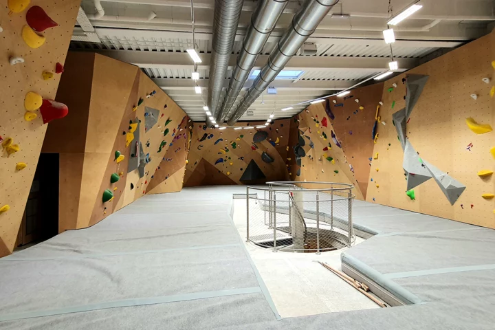 Salle de Sport & Restaurant : Design Circulaire — AIM