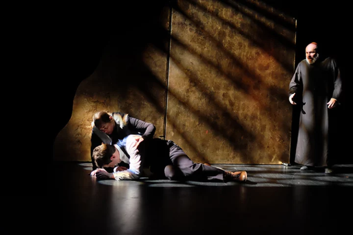 scenographie-theatre-romeo-juliette-toulouse